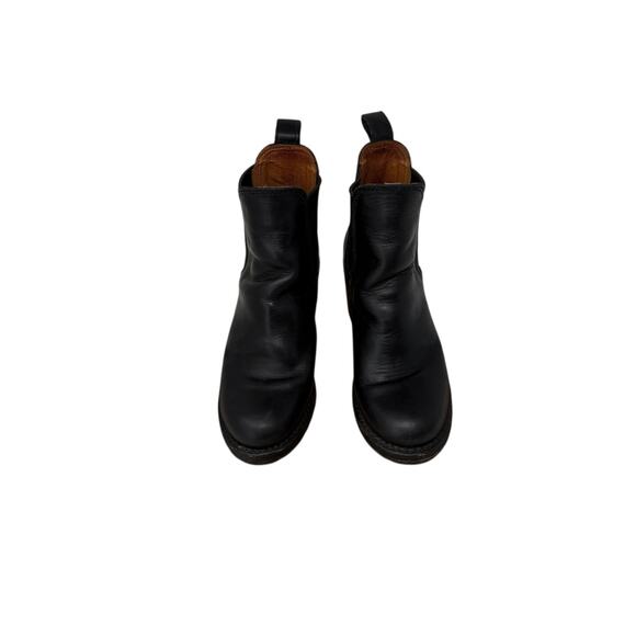 Frye Sabrina Chelsea Boots - Picture 2 of 8